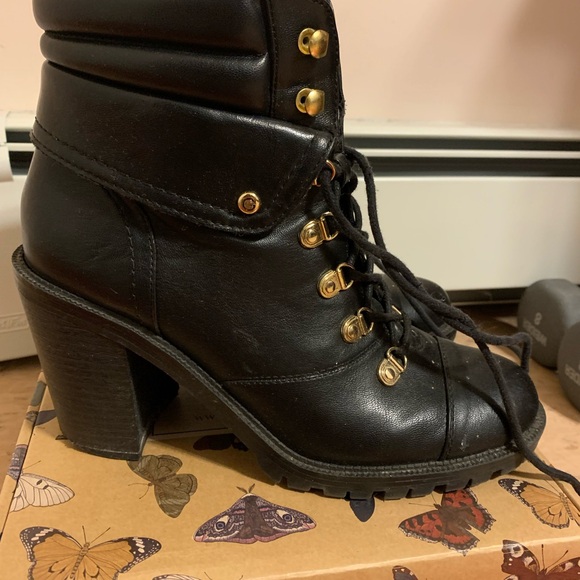 Guess black leather booties - Picture 4 of 7